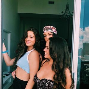 Meet your Posher, Serena